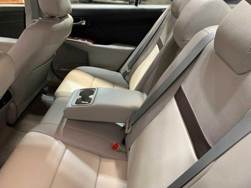 2014 Toyota Camry XLE