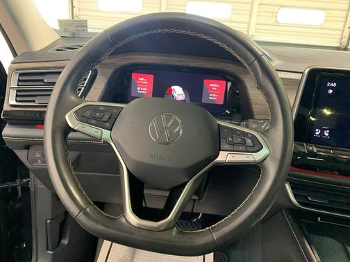 2024 Volkswagen Atlas 2.0T SEL