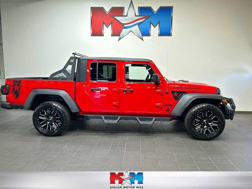 Firecracker Red Clearcoat 2020 Jeep Gladiator Sport S