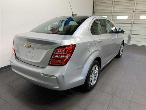 2020 Chevrolet Sonic FWD Sedan LS