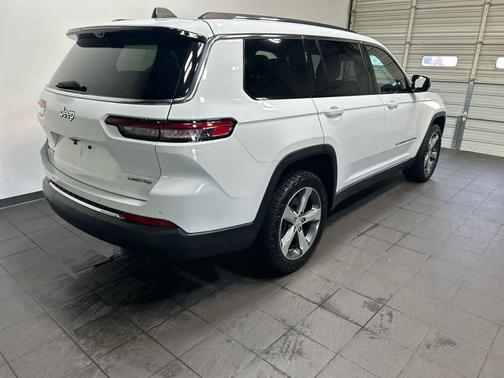Bright White Clearcoat 2021 Jeep Grand Cherokee L Limited
