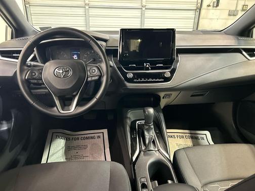 Classic Silver Metallic 2025 Toyota Corolla SE