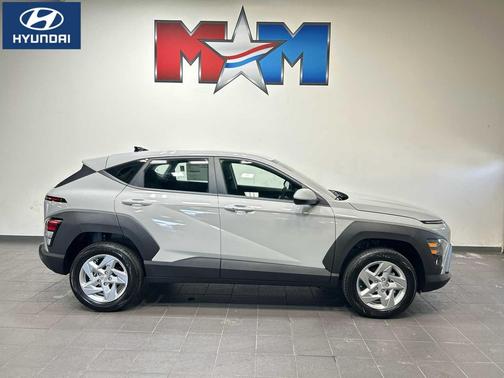 Cyber Gray Metallic 2027 Hyundai KONA SE