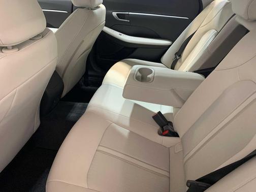 2026 Hyundai SONATA SEL