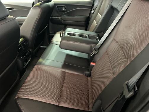 Sonic Gray Pearl 2026 Honda Ridgeline Black