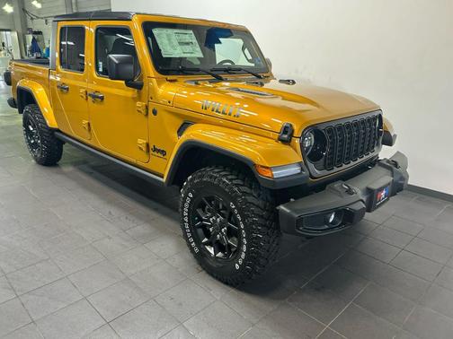 Goldilocks 2026 Jeep Gladiator Willys 4x4