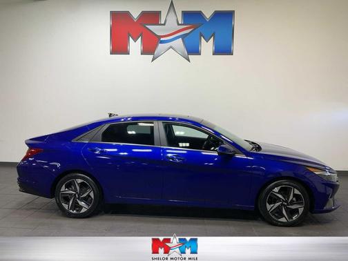 2022 Hyundai ELANTRA Limited