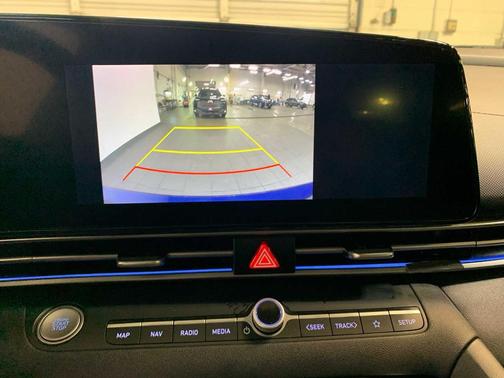 2022 Hyundai ELANTRA Limited