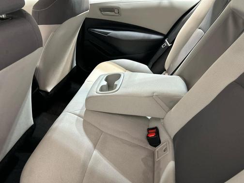 White 2022 Toyota Corolla LE