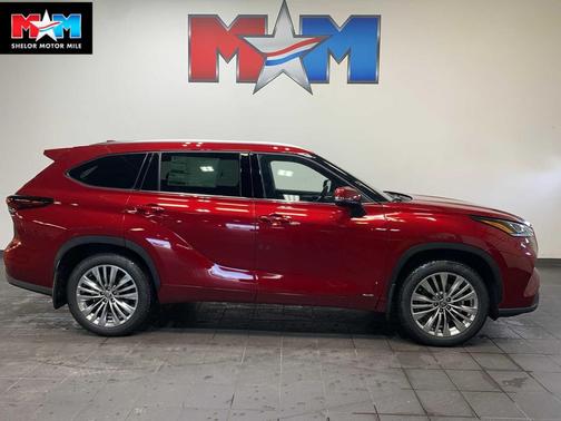 2026 Toyota Highlander Hybrid Platinum