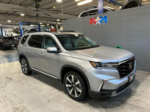 2025 Honda Pilot Elite