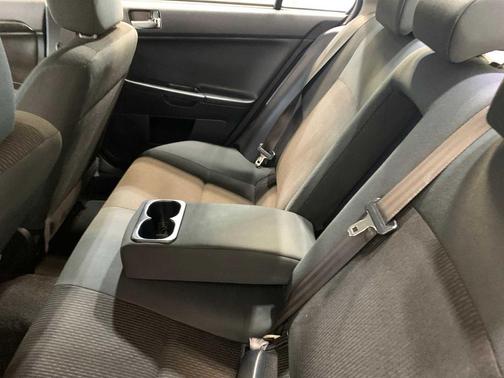 2016 Mitsubishi Lancer ES