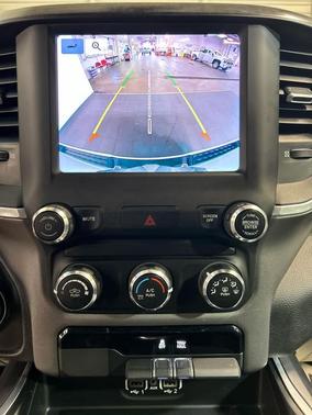 Bright White Clearcoat 2022 RAM 1500 Big Horn/Lone Star