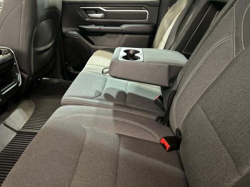 Bright White Clearcoat 2022 RAM 1500 Big Horn/Lone Star