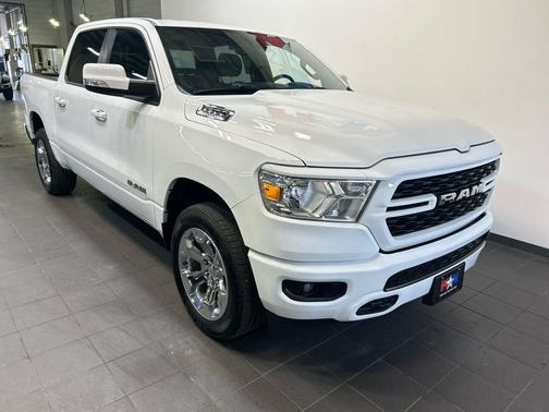 Bright White Clearcoat 2022 RAM 1500 Big Horn/Lone Star