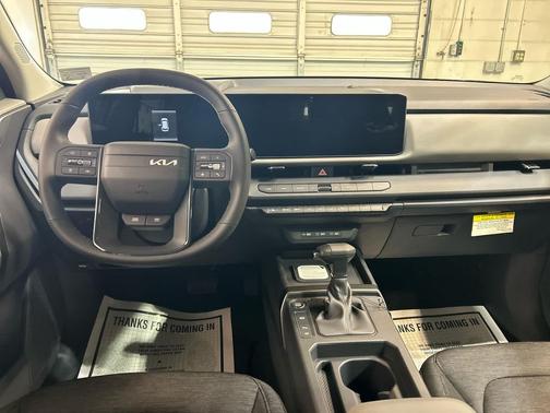 Iceberg Green 2027 Kia Seltos S