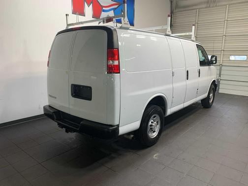 2020 Chevrolet Express 2500 RWD 2500 Regular Wheelbase WT