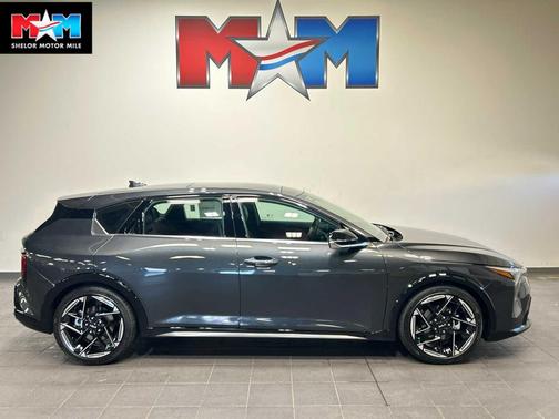 INSTELLAR GRAY 2026 Kia K4 GT-Line