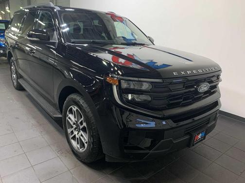 2025 Ford Expedition Max Active 4x4