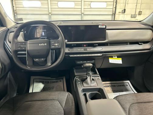Aurora Black Pearl 2027 Kia Seltos LX