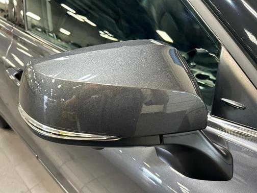 Magnetic Gray Metallic 2025 Toyota Highlander Platinum