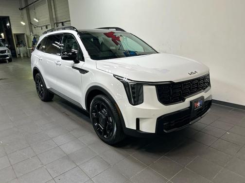 Glacial White Pearl 2026 Kia Sorento EX