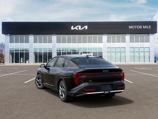 Aurora Black Pearl 2026 Kia K4 LXS