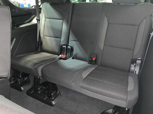 Sterling Gray Metallic 2026 Chevrolet Tahoe LS