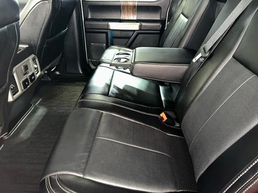 STAR WHITE METALLIC TRI-COAT 2020 Ford F-150 Lariat