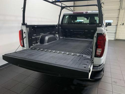 2022 GMC Sierra 1500 Pro