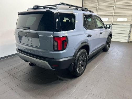 Sonic Gray Pearl 2026 Honda Passport AWD RTL Towing