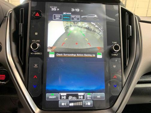 Sun Blaze Pearl 2025 Subaru Crosstrek Limited