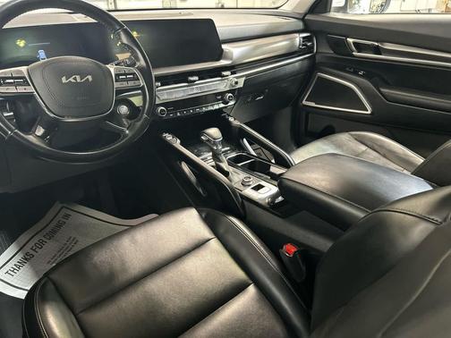 Glacial White Pearl 2024 Kia Telluride S
