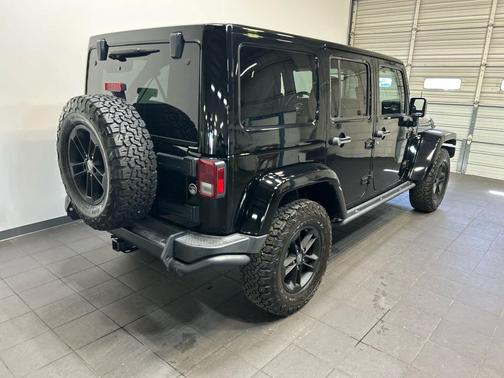 Black Clearcoat 2017 Jeep Wrangler Unlimited Winter 4x4