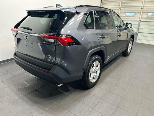 Magnetic Gray Metallic 2021 Toyota RAV4 Hybrid XLE