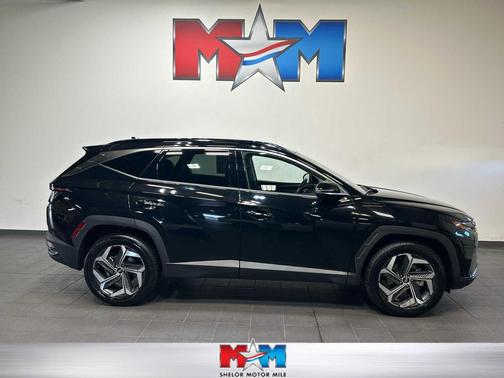 Phantom Black 2022 Hyundai TUCSON Limited