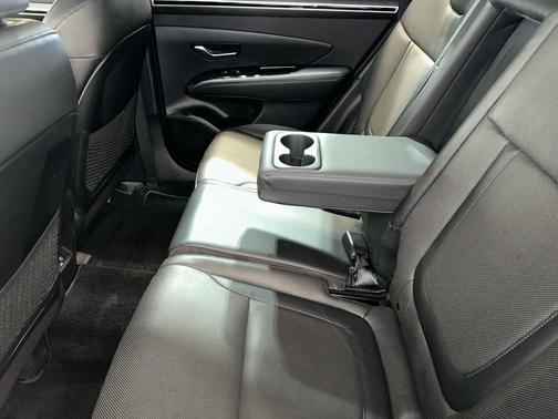 Phantom Black 2022 Hyundai TUCSON Limited