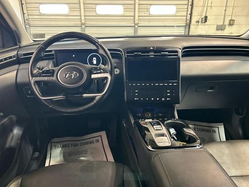 Phantom Black 2022 Hyundai TUCSON Limited