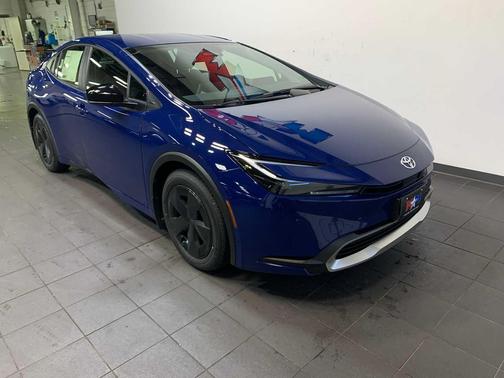 2026 Toyota Prius Plug-In Hybrid SE