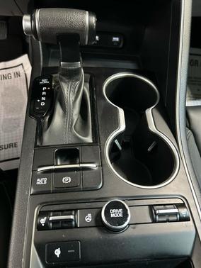 Glacial White Pearl 2024 Kia K5 GT-Line