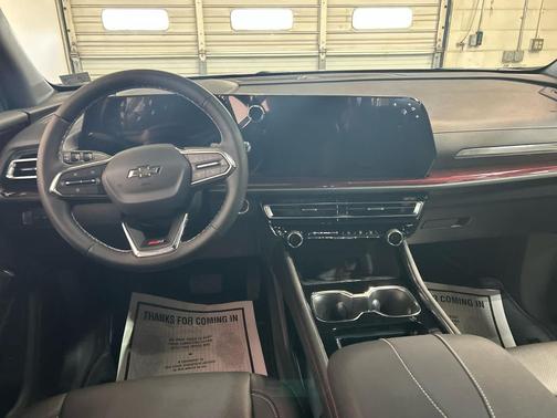 Sandstone Gray 2026 Chevrolet Traverse AWD Z71