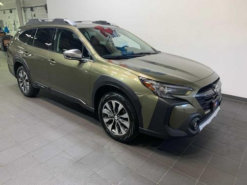 2025 Subaru Outback Touring XT