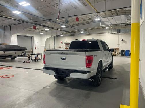 Avalanche 2023 Ford F-150 XLT