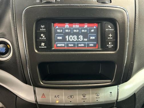 Granite Pearlcoat 2018 Dodge Journey SE