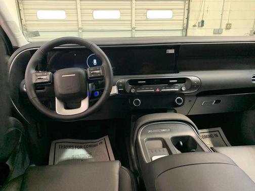 Creamy White Pearl 2026 Hyundai PALISADE SEL 7P