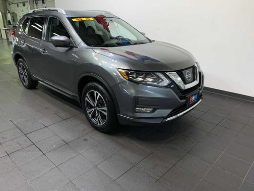 2017 Nissan Rogue SL