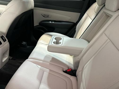 Shimmering Silver 2026 Hyundai TUCSON Limited