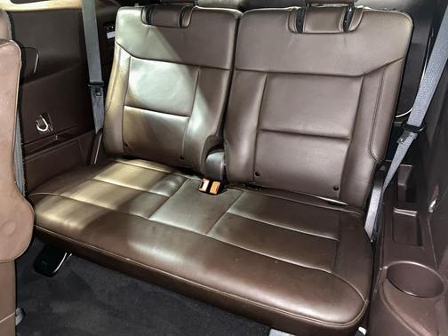 Star White Metallic Tri-Coat 2023 Ford Explorer King Ranch