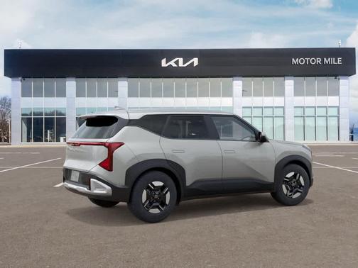Ivory Silver 2027 Kia Seltos LX