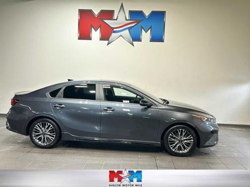Gravity Gray 2023 Kia Forte GT-Line